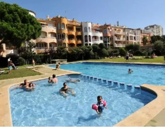 Apparemment T3 De 6 Places En Bord De Mer Empuriabrava